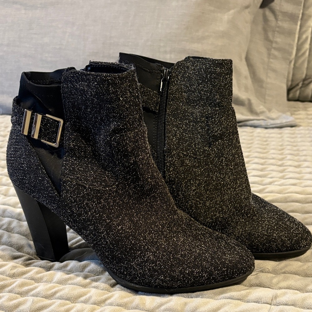 Kelly & Katie Black Speckled Ankle Booties